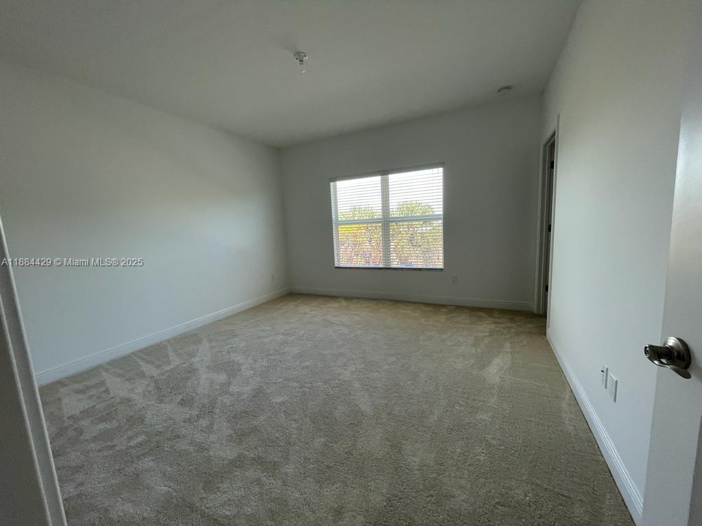 DEERFIELD CROSSING - Residential Lease