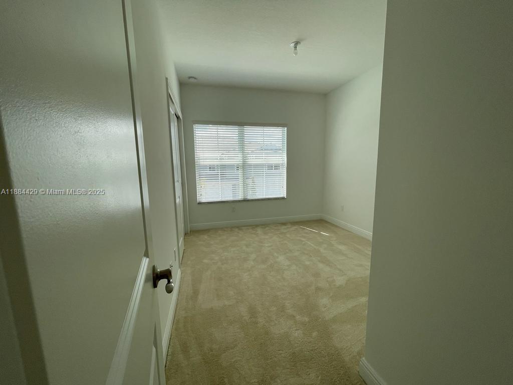 DEERFIELD CROSSING - Residential Lease