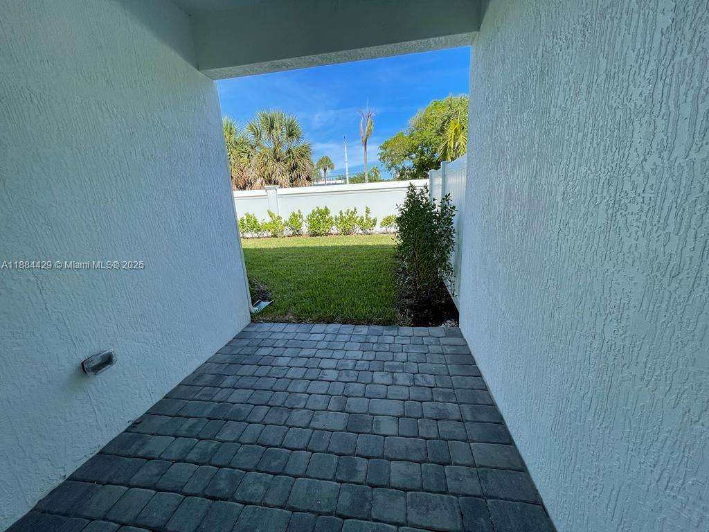 DEERFIELD CROSSING - Residential Lease