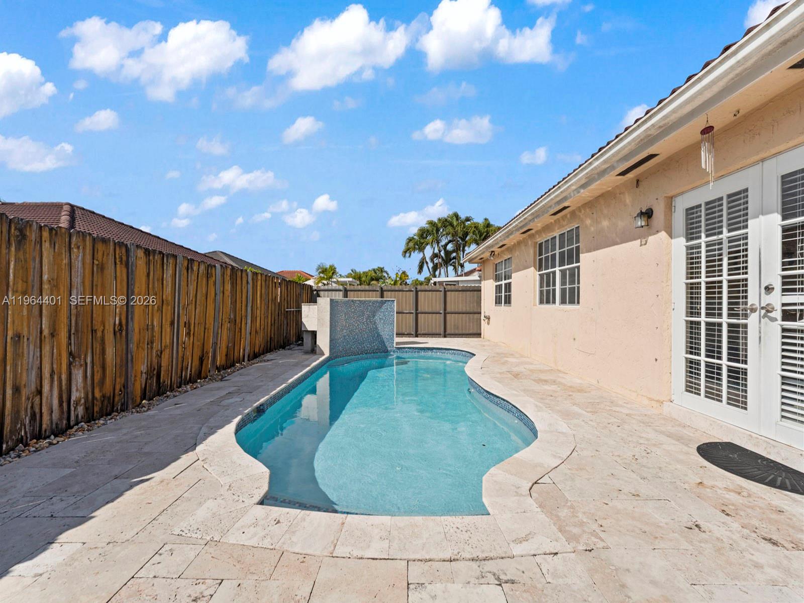 BIRD LAKES SOUTH SEC 4 - Residential