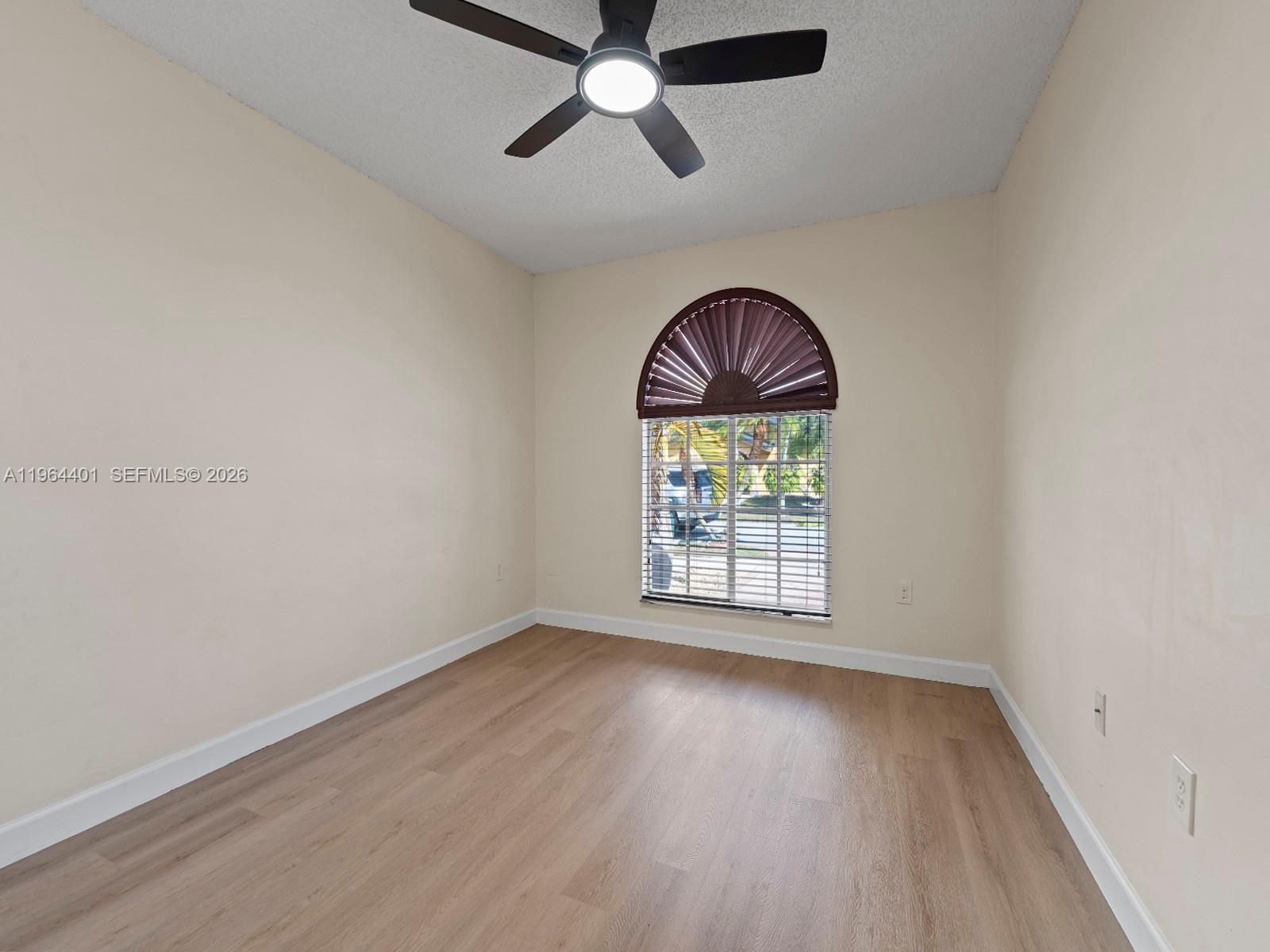 BIRD LAKES SOUTH SEC 4 - Residential