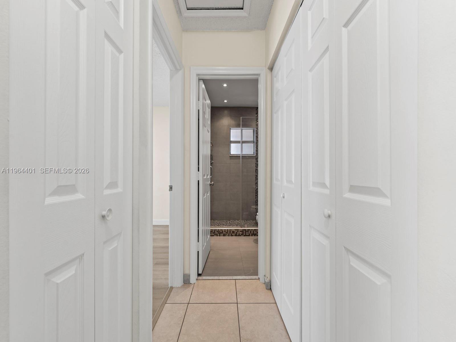 BIRD LAKES SOUTH SEC 4 - Residential