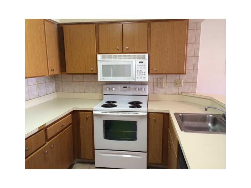 MARINA OAKS CONDO - Residential Lease