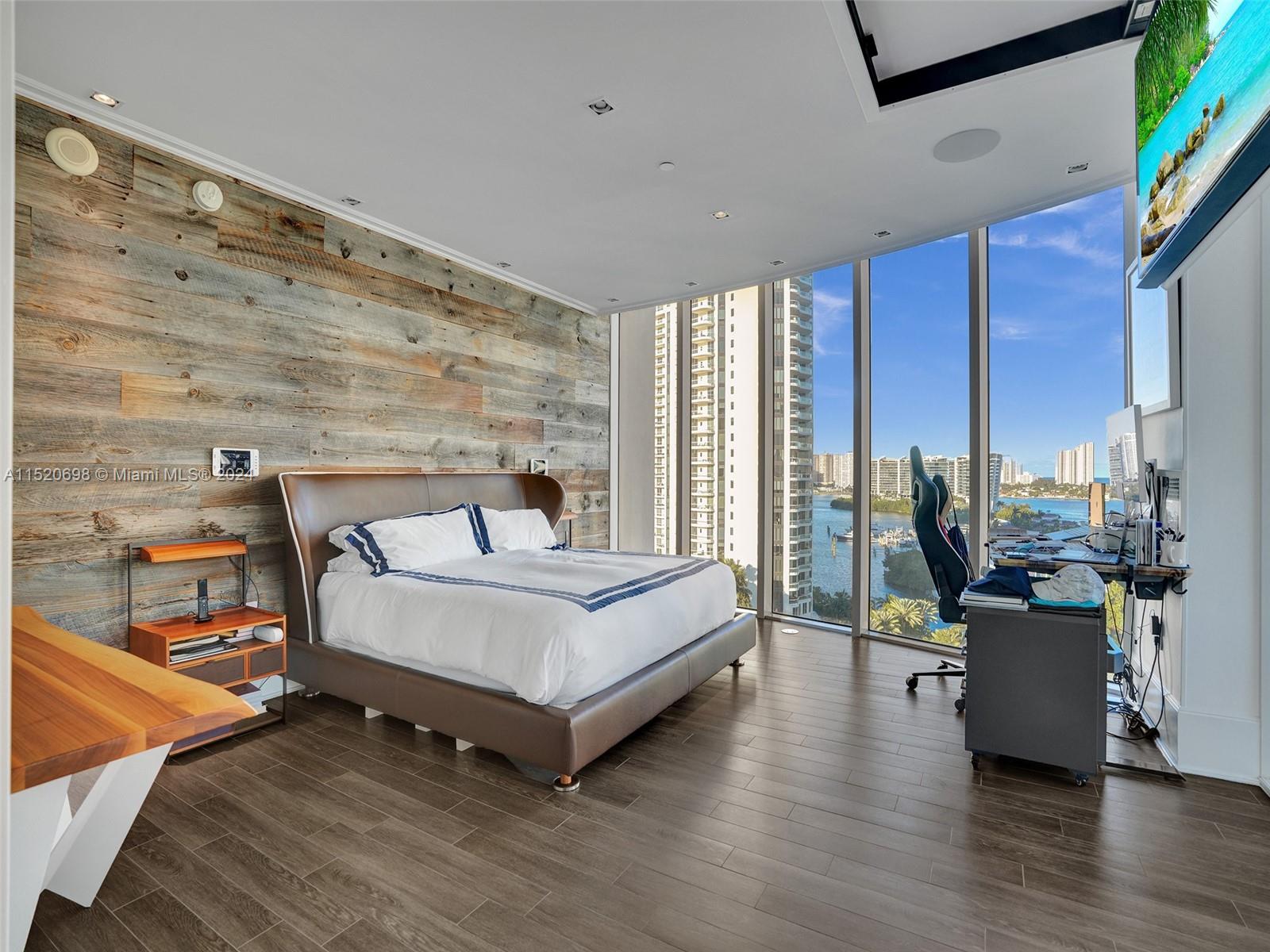 BELLINI AT WILLIAMS ISLAN - Residential