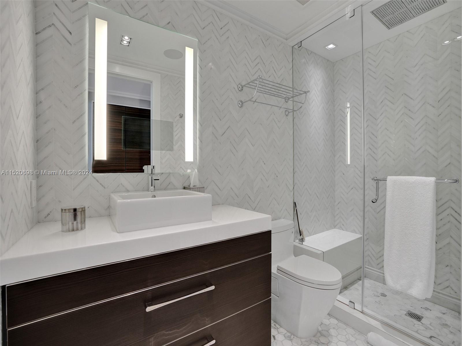 BELLINI AT WILLIAMS ISLAN - Residential