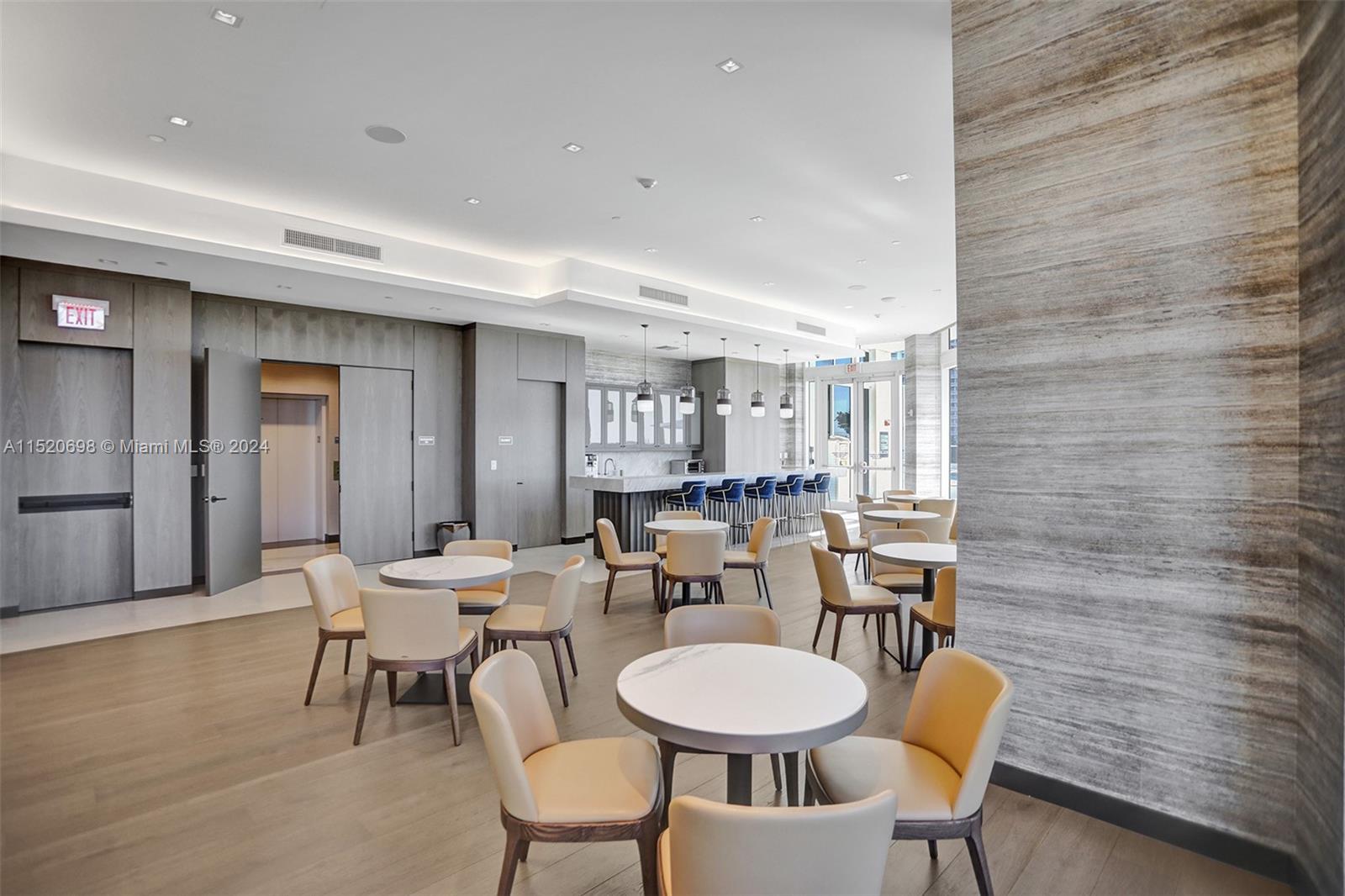 BELLINI AT WILLIAMS ISLAN - Residential