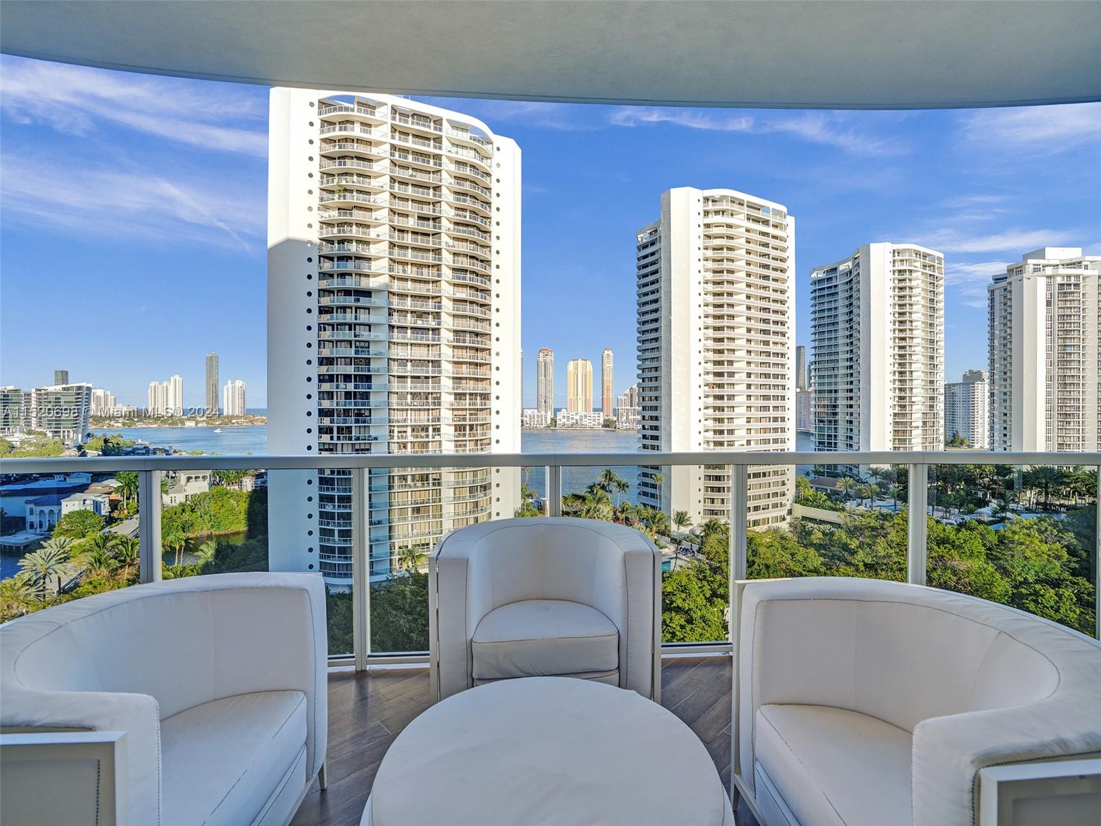 BELLINI AT WILLIAMS ISLAN - Residential