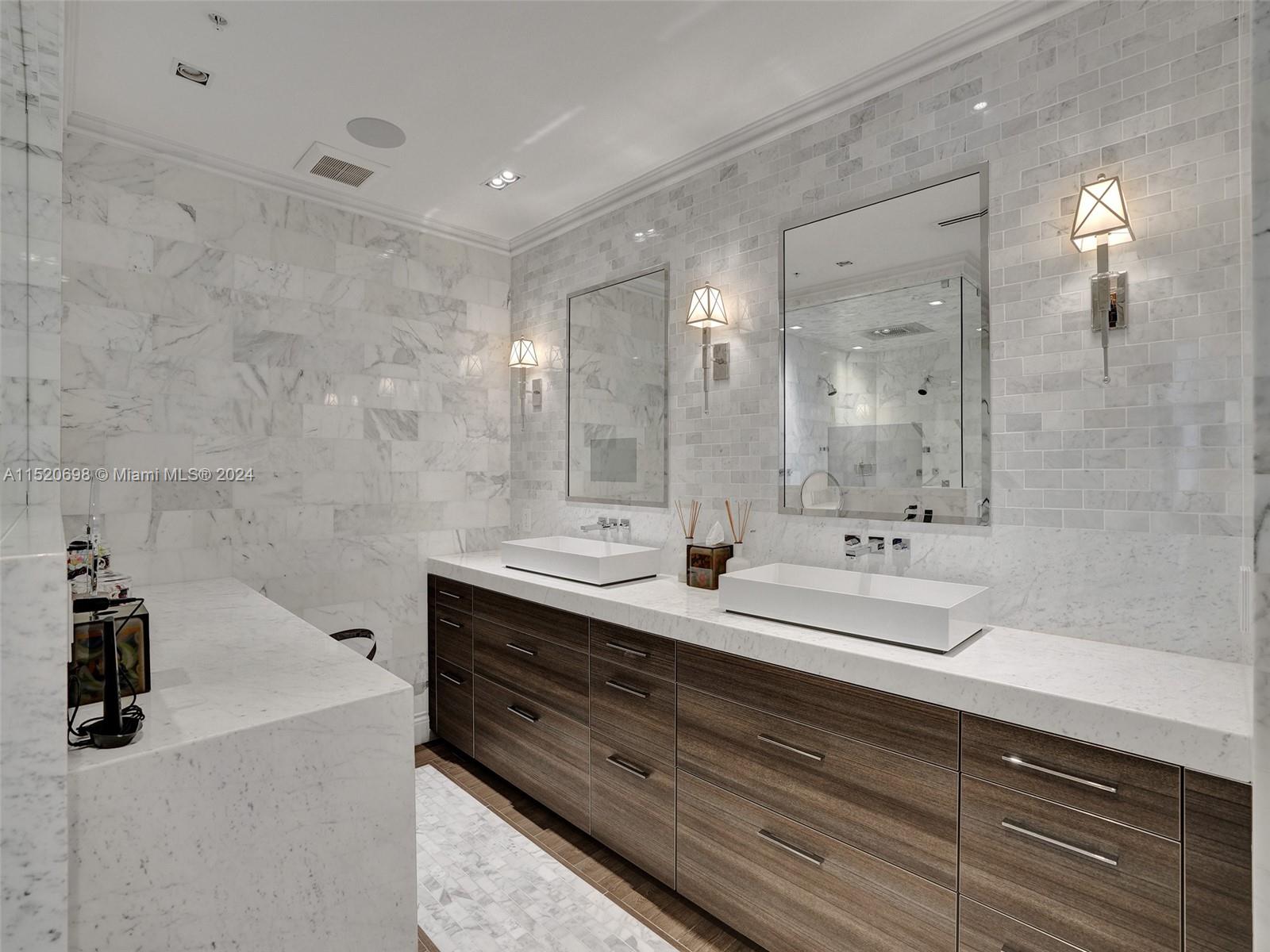 BELLINI AT WILLIAMS ISLAN - Residential