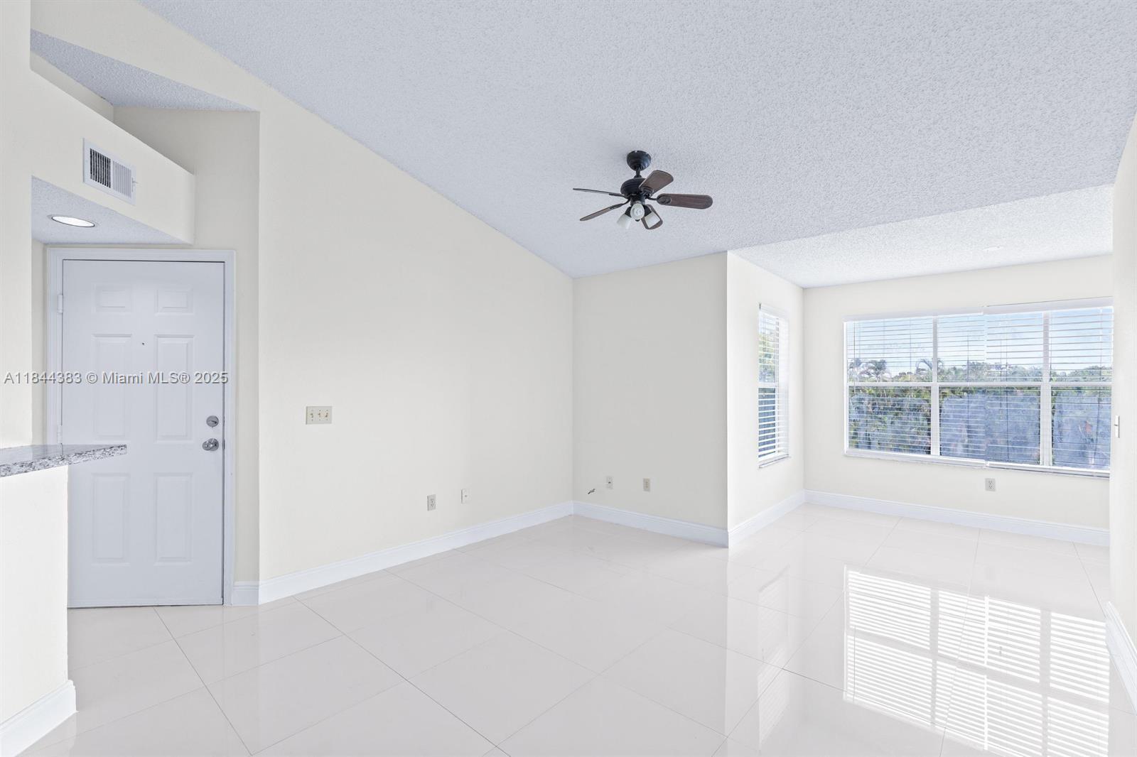1401 Village Blvd 1635, West Palm Beach, FL, 33409/$205,000 3 1401 Village Blvd 1635
