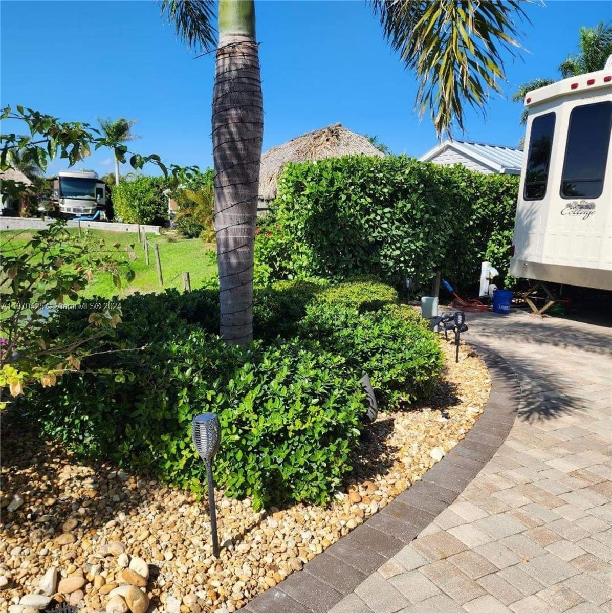 Silver Palms RV Resort - Land