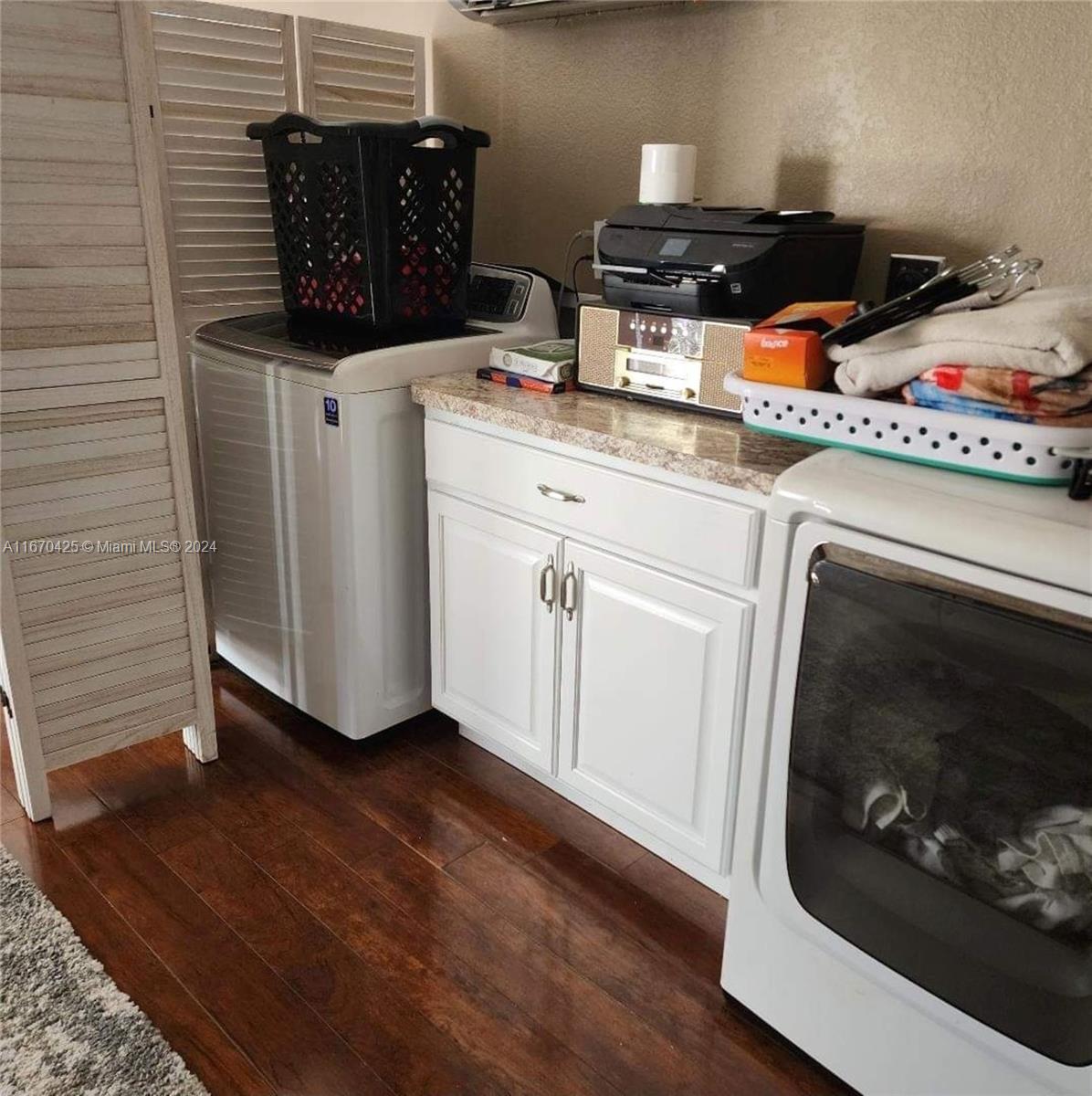 Silver Palms RV Resort - Land