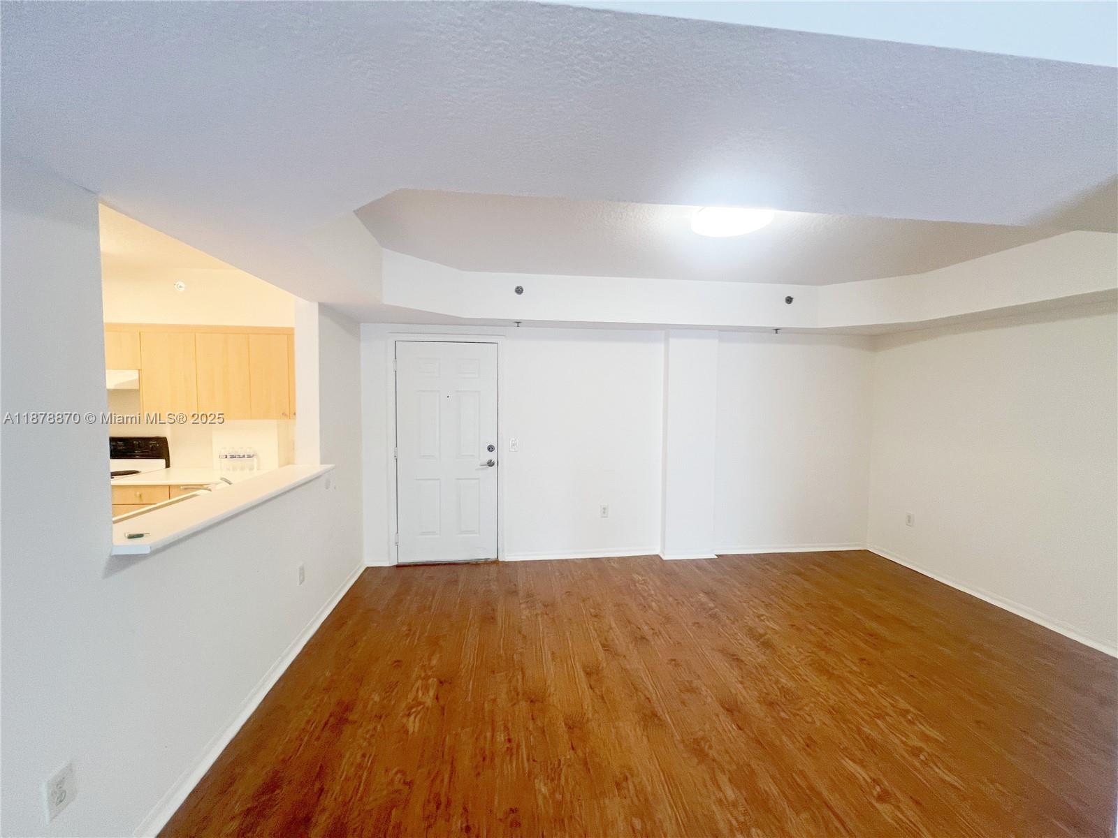 9340 Fontainebleau Blvd W206