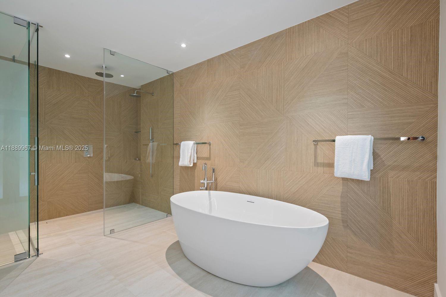 COUNTRY CLUB GROVE PT 1 - Residential