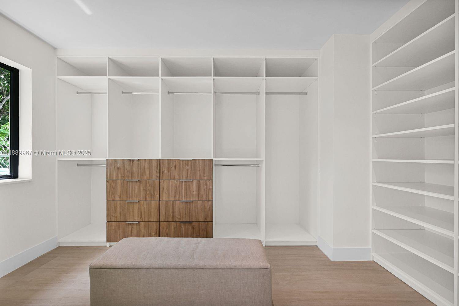 COUNTRY CLUB GROVE PT 1 - Residential