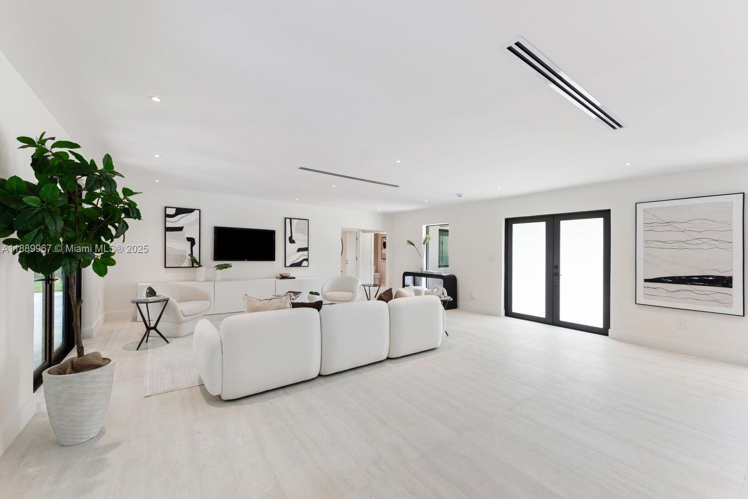 COUNTRY CLUB GROVE PT 1 - Residential