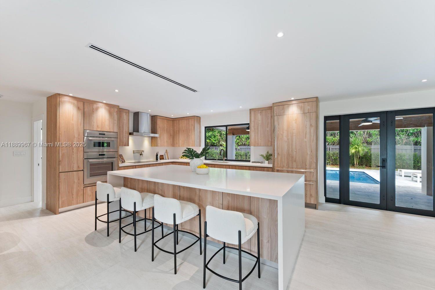 COUNTRY CLUB GROVE PT 1 - Residential