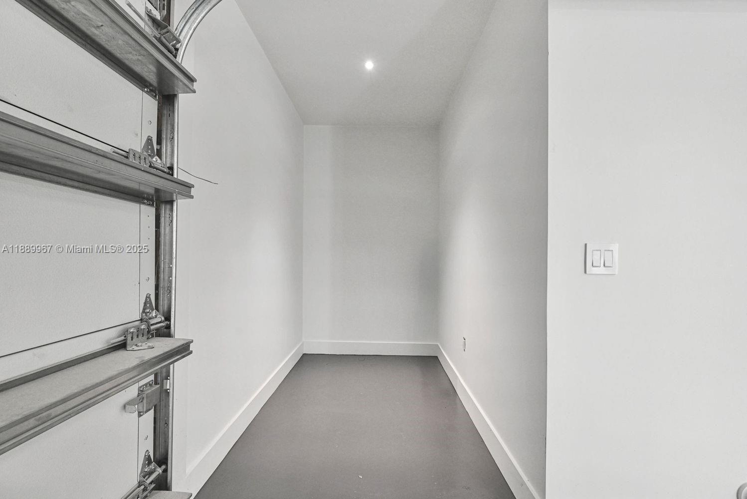 COUNTRY CLUB GROVE PT 1 - Residential