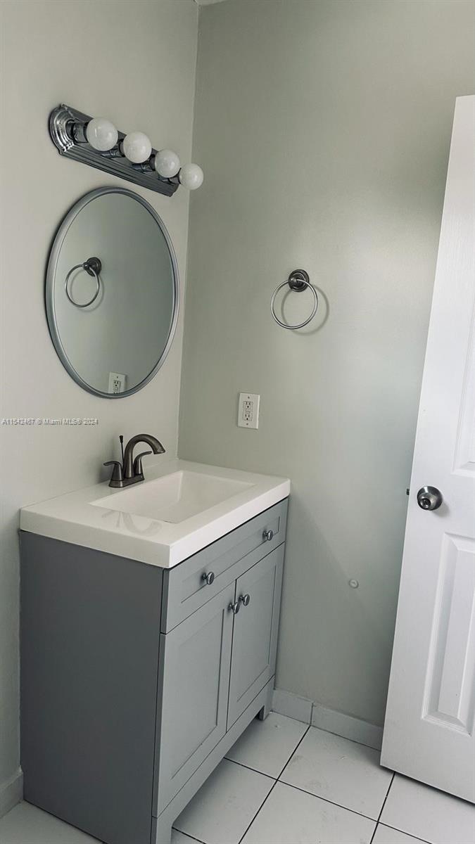 HEFTLER HOMES SEC 3 - Residential Lease