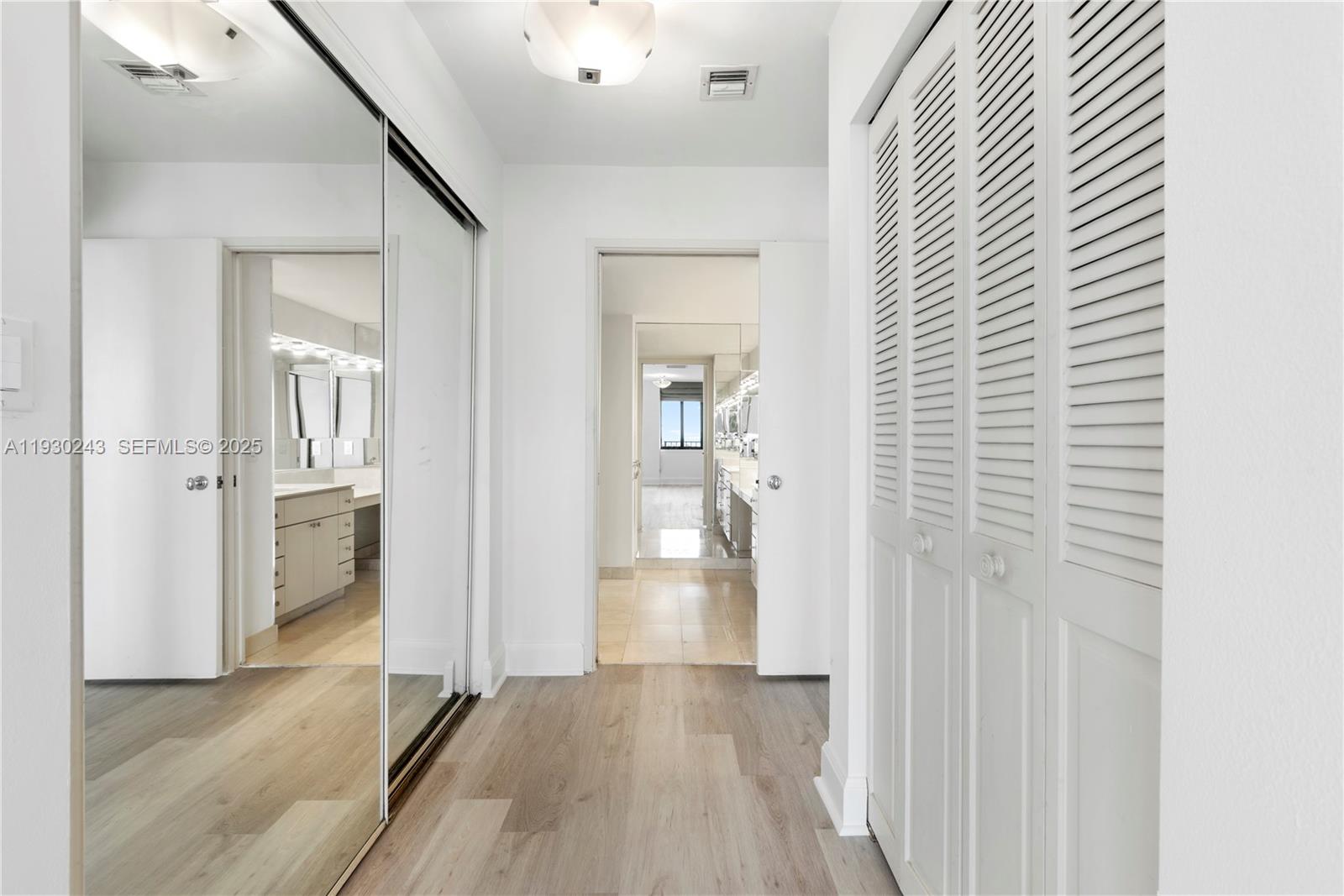 THE EMERALDBAY @ KEY COLO - Residential