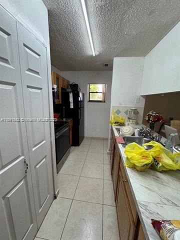 LAGO GRANDE FIVE-C CONDO - Residential