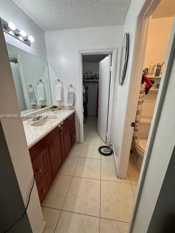 LAGO GRANDE FIVE-C CONDO - Residential