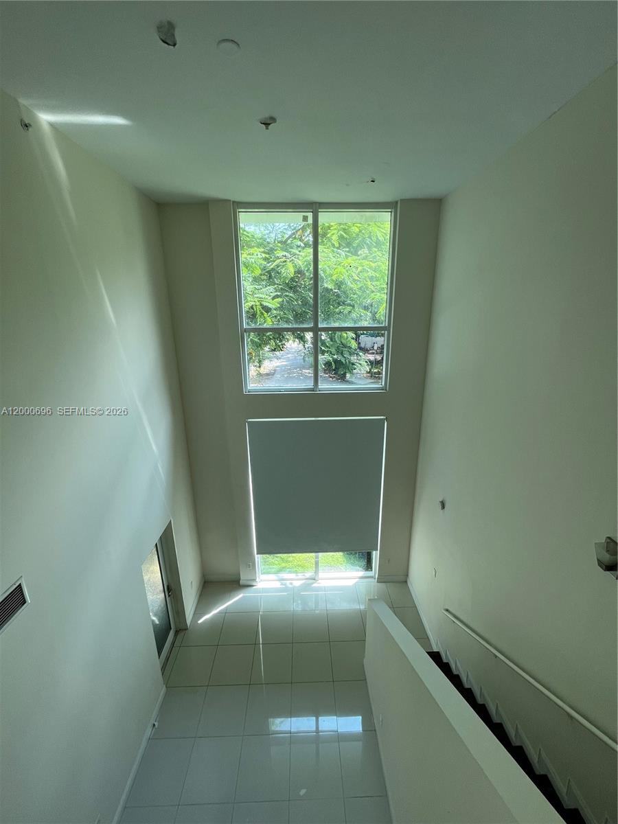 TERRAZAS RIVERPARK VILLAG - Residential