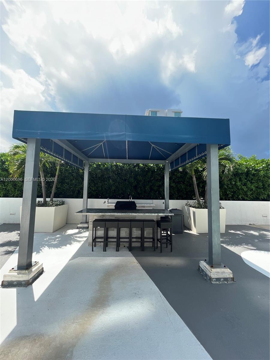 TERRAZAS RIVERPARK VILLAG - Residential