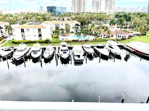 3131 NE 188th St 1-702 Aventura FL 33180