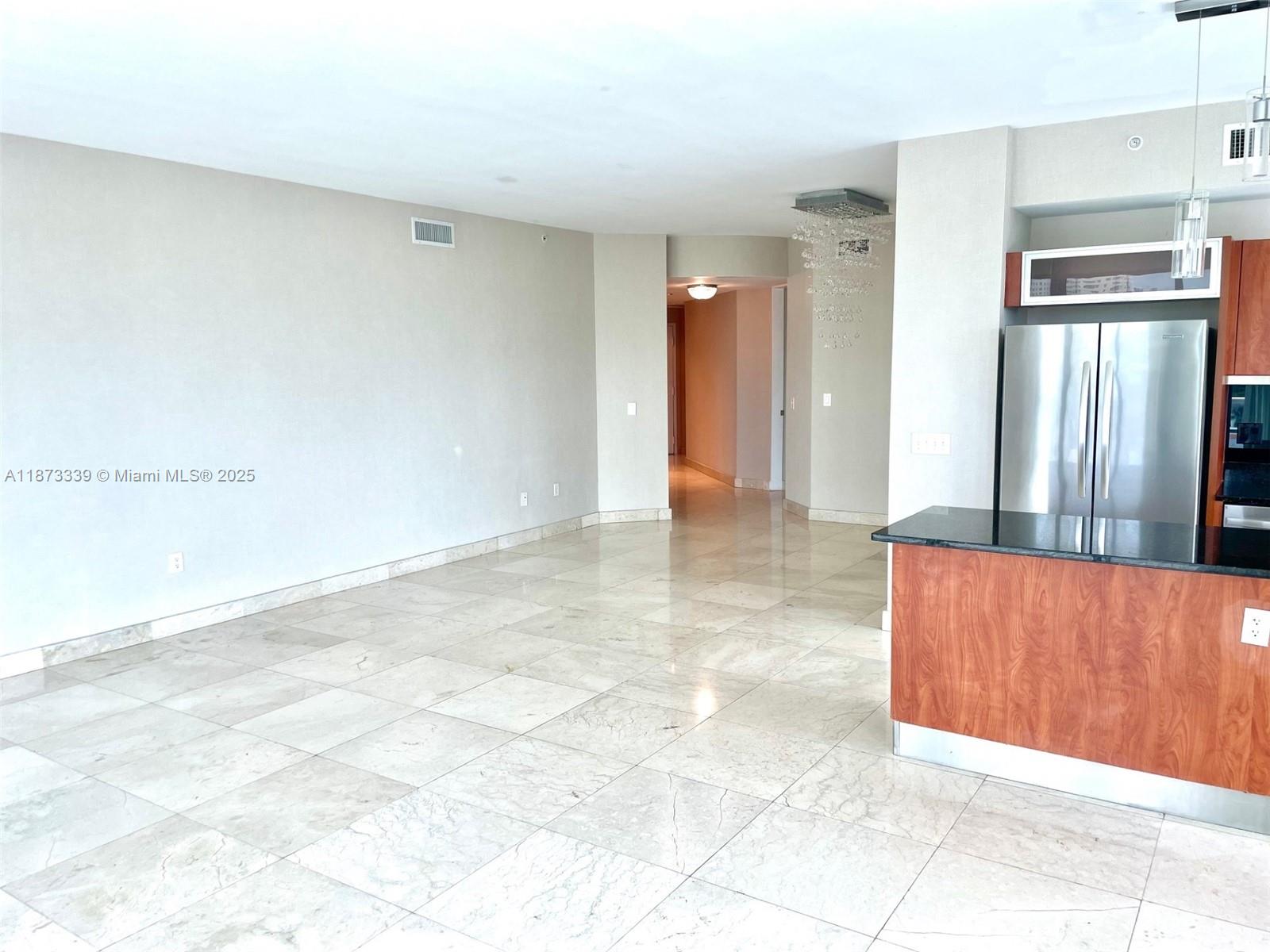 3131 NE 188th St 1-702