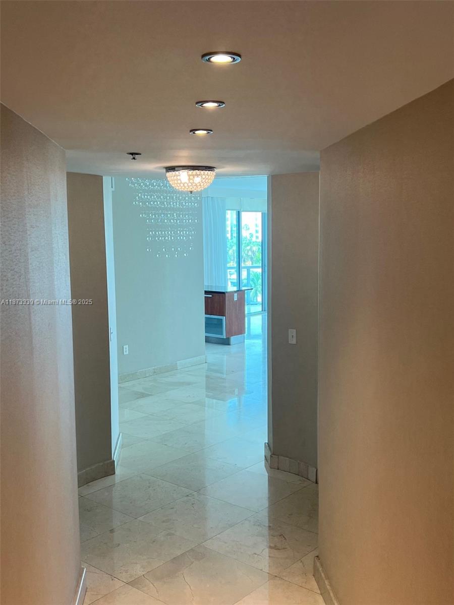 THE ATRIUM AT AVENTURA CO - Residential Lease