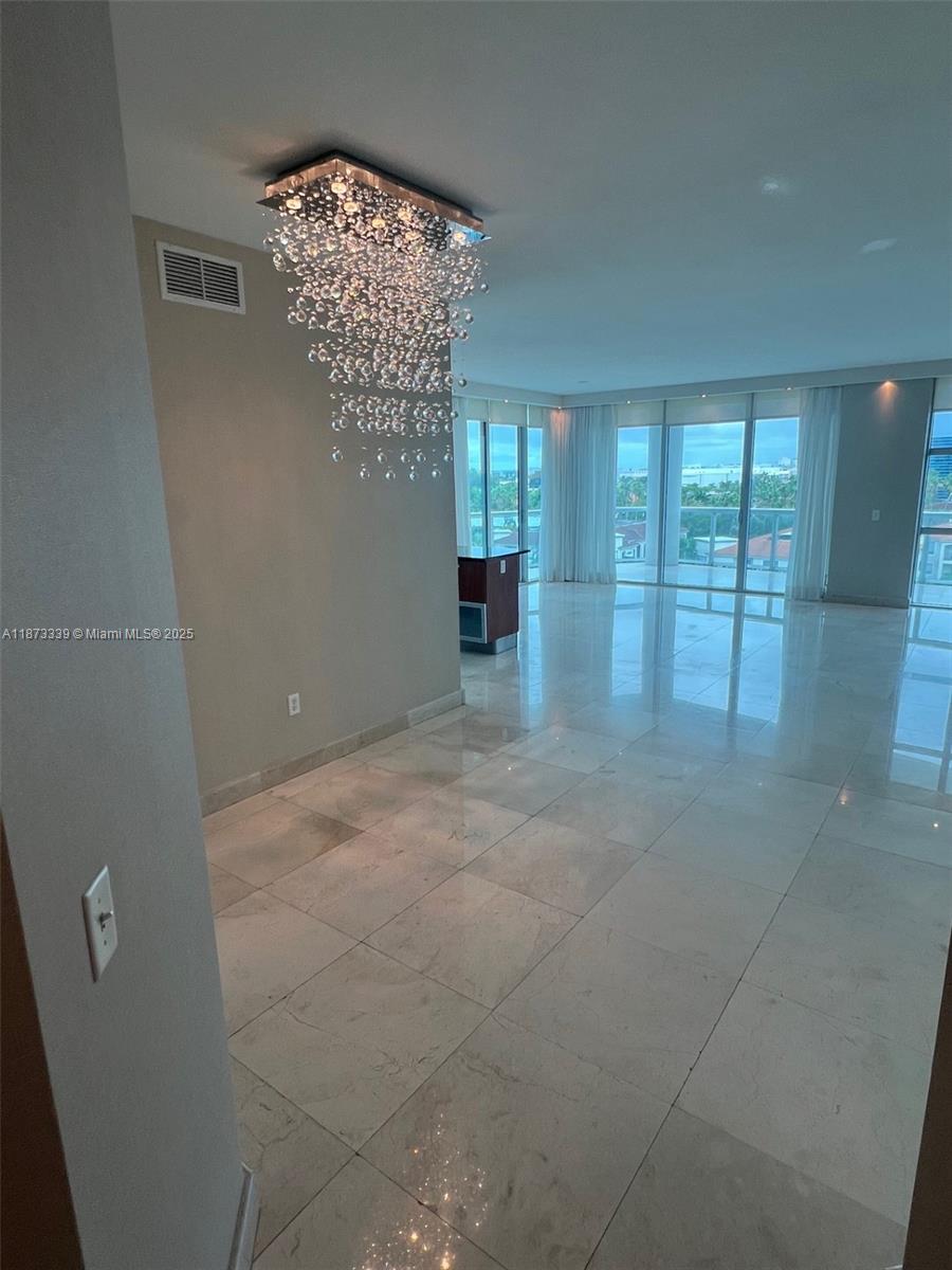 THE ATRIUM AT AVENTURA CO - Residential Lease