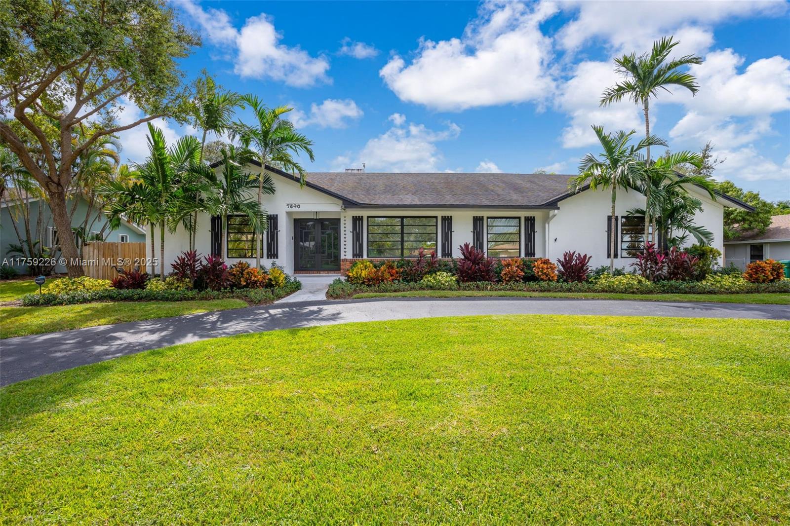 7840 Sw 180th Street, Palmetto Bay, Miami-Dade County, Florida - 4 Bedrooms  
2 Bathrooms - 