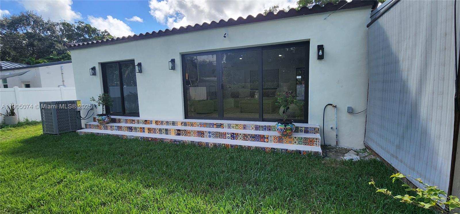 DUNNINGS MIAMI SHORES EXT - Residential Lease