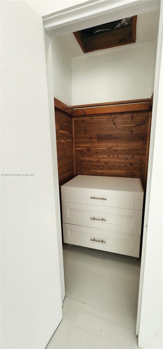 DUNNINGS MIAMI SHORES EXT - Residential Lease