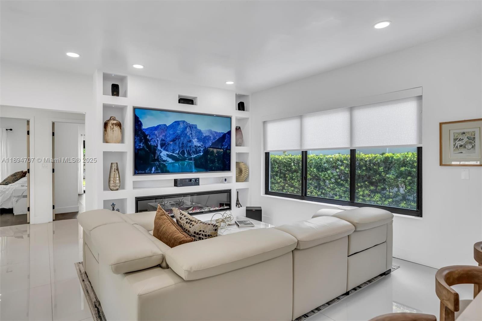 SILVER BLUFF EST-SEC B - Residential Income