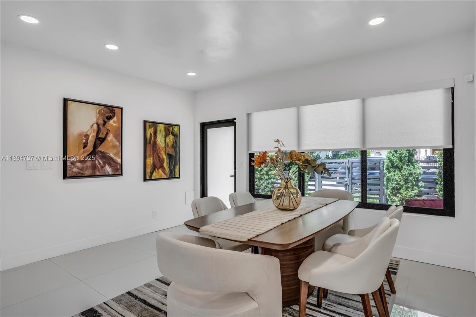 SILVER BLUFF EST-SEC B - Residential Income