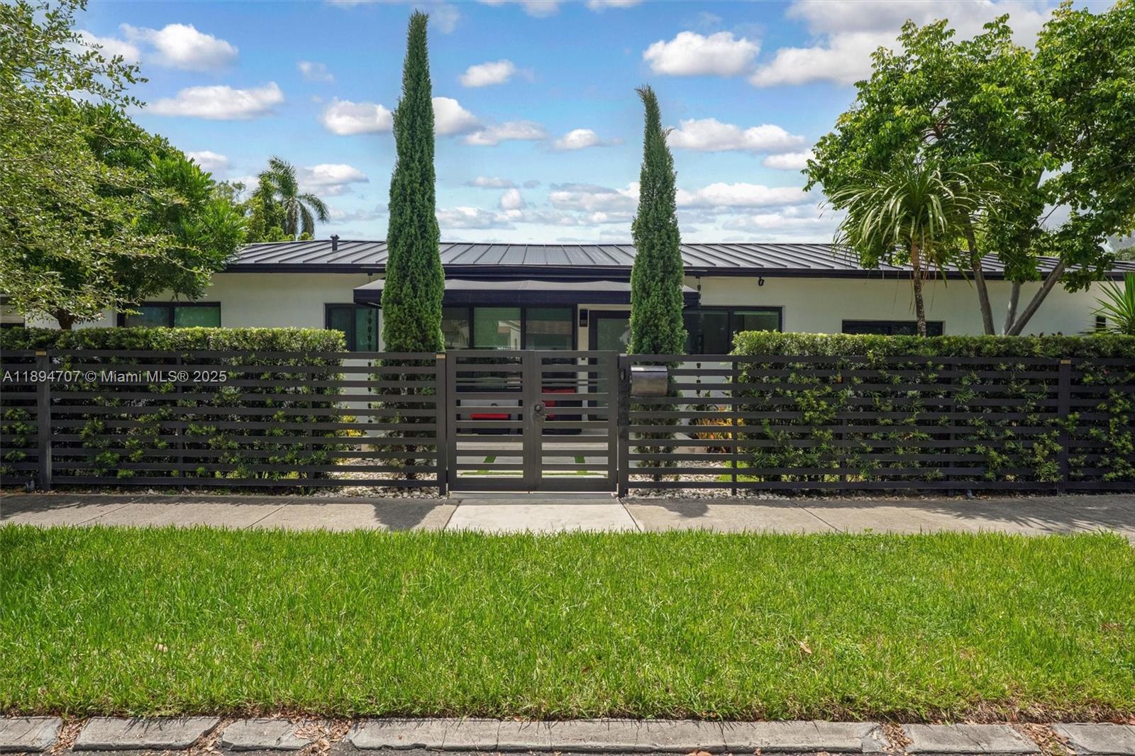 SILVER BLUFF EST-SEC B - Residential Income