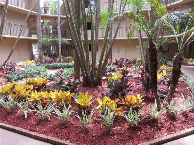 THE HORIZONS CONDO #6 - Residential