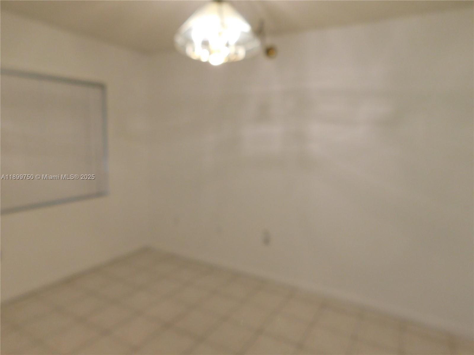 THE HORIZONS CONDO #6 - Residential