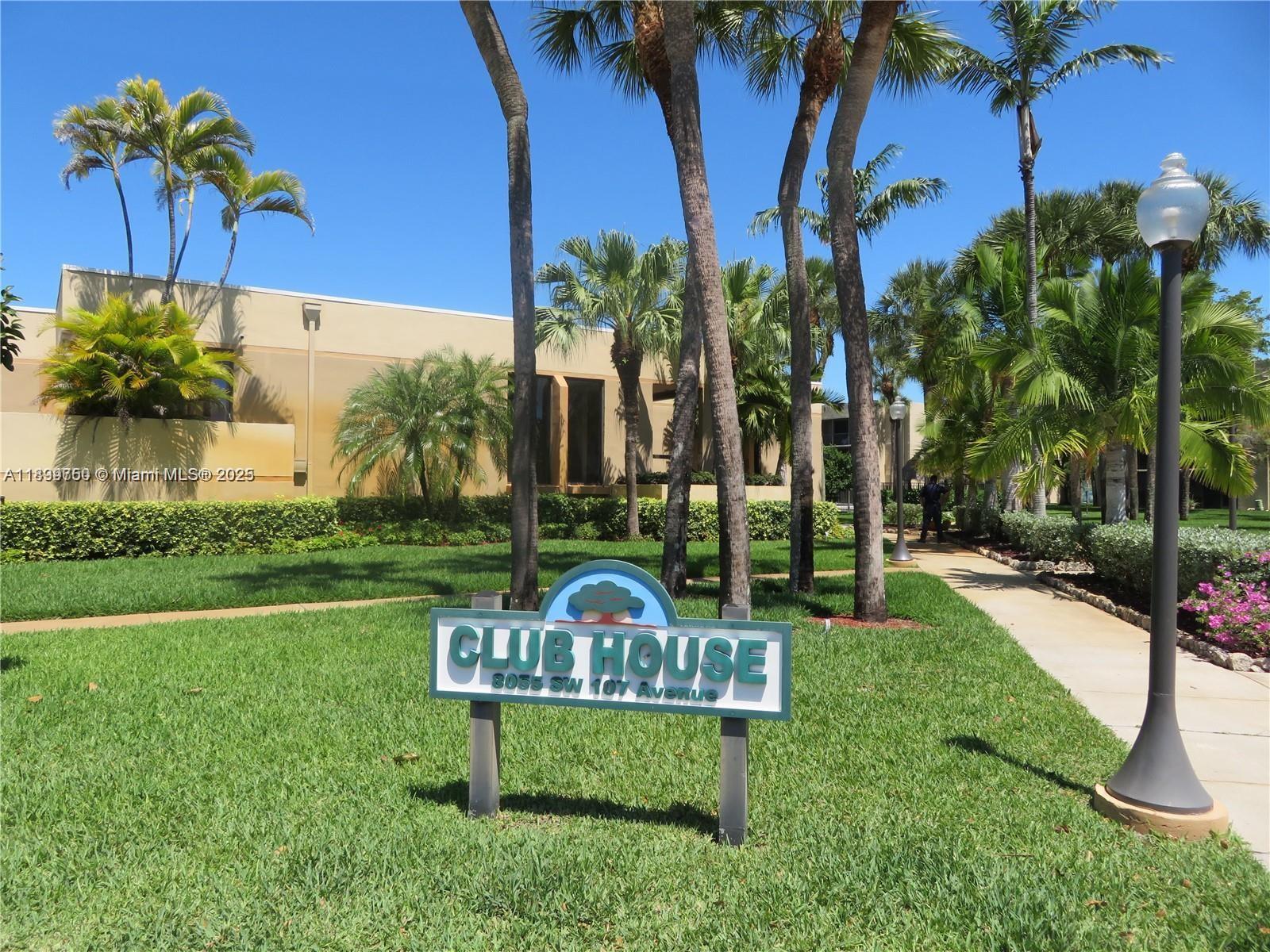 THE HORIZONS CONDO #6 - Residential