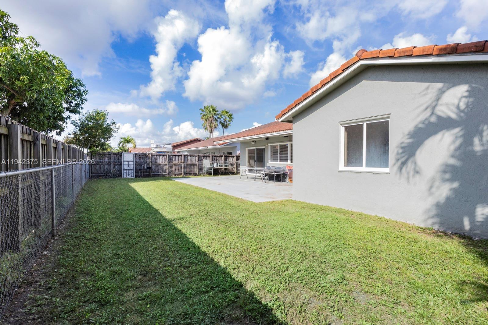 MAJESTIC ESTATES 1ST ADDN - Residential