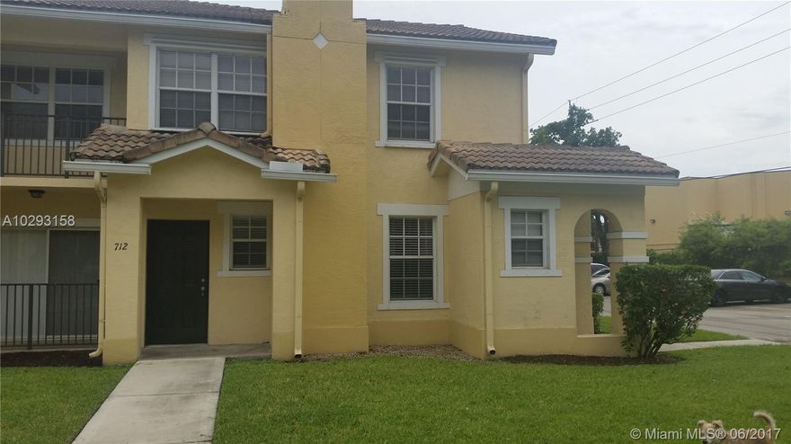 Absolutely Gorgeous Condo! Fully Updated 2/2 in gated community- Granite countertops, stainless steel appliances, ceiling fans, full size washer and dryer, large bedrooms, walk-in closets. Pets ok. 2nd MONTH FREE WITH GOOD CREDIT!