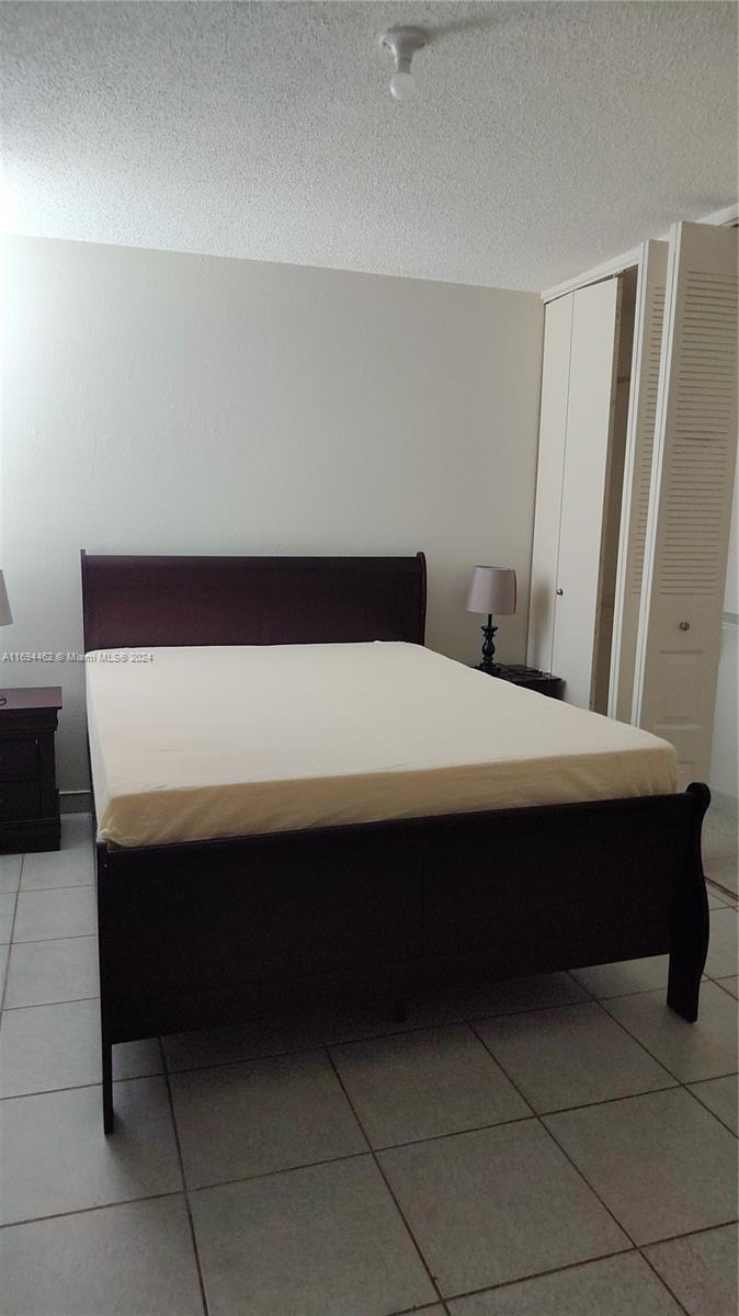 LEE PARK CONDO - Residential