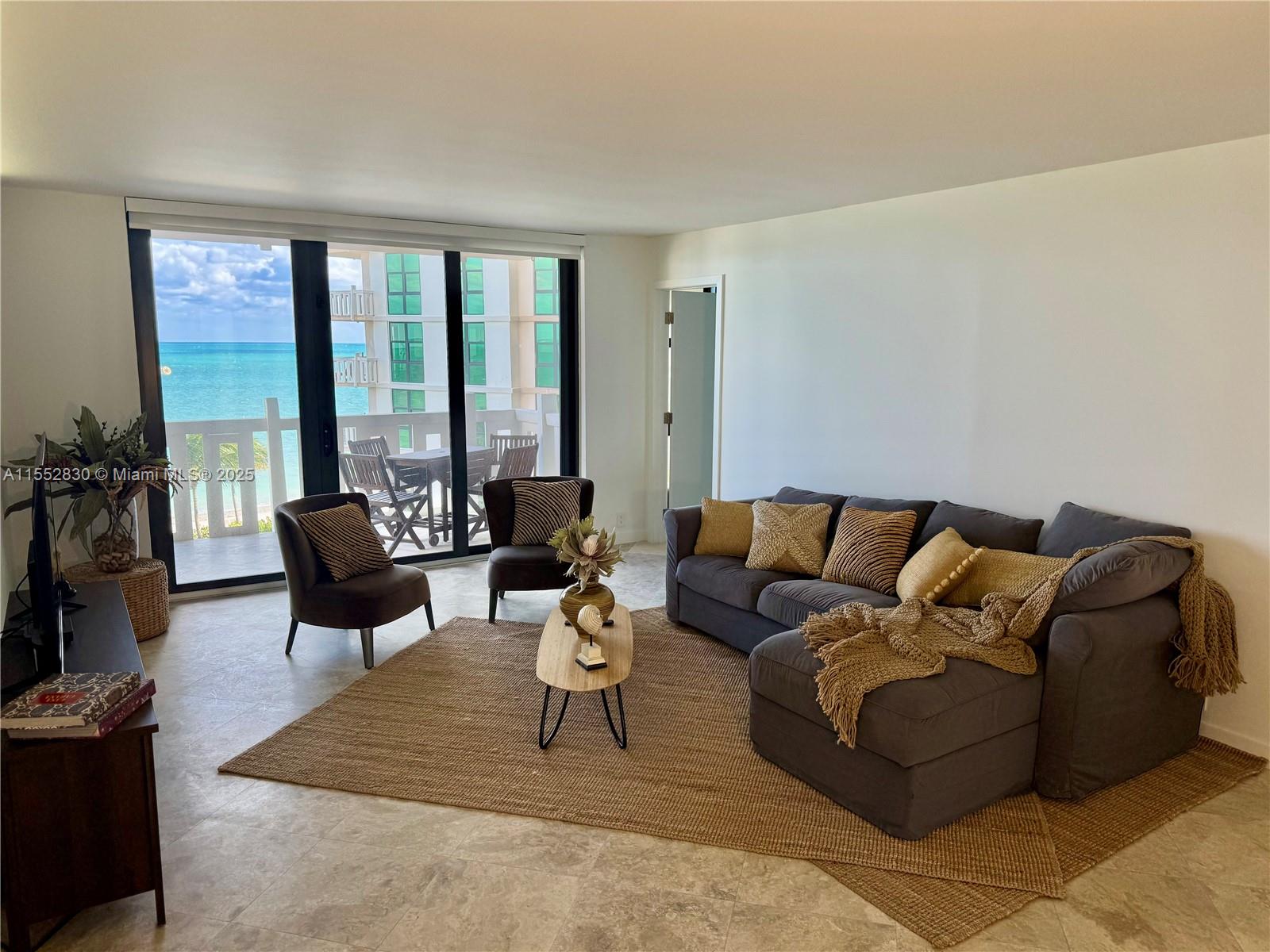 TOWERS OF KEY BISCAYNE CO - Residential