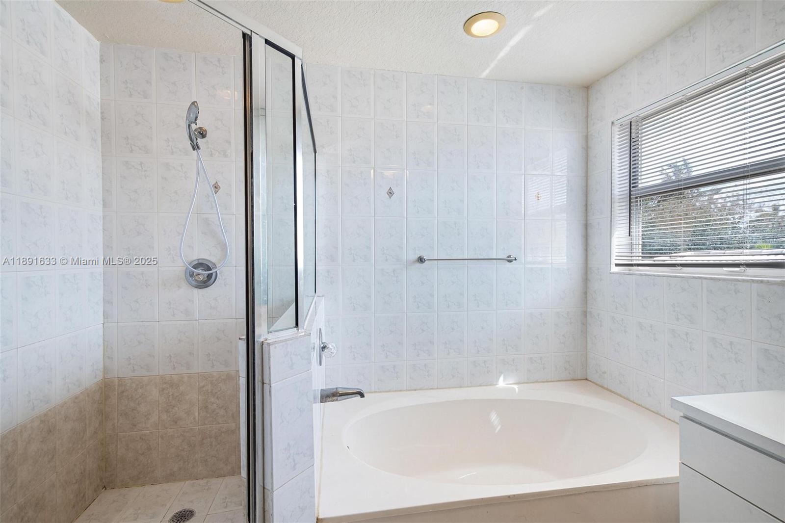 CHRISTINA AT THE HAMMOCKS - Residential