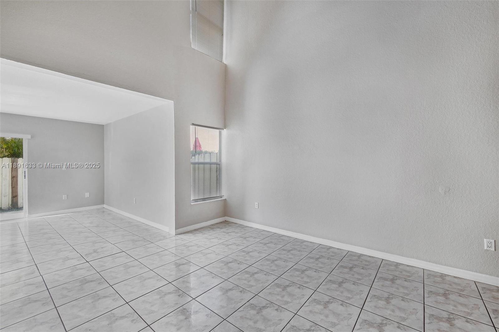 CHRISTINA AT THE HAMMOCKS - Residential