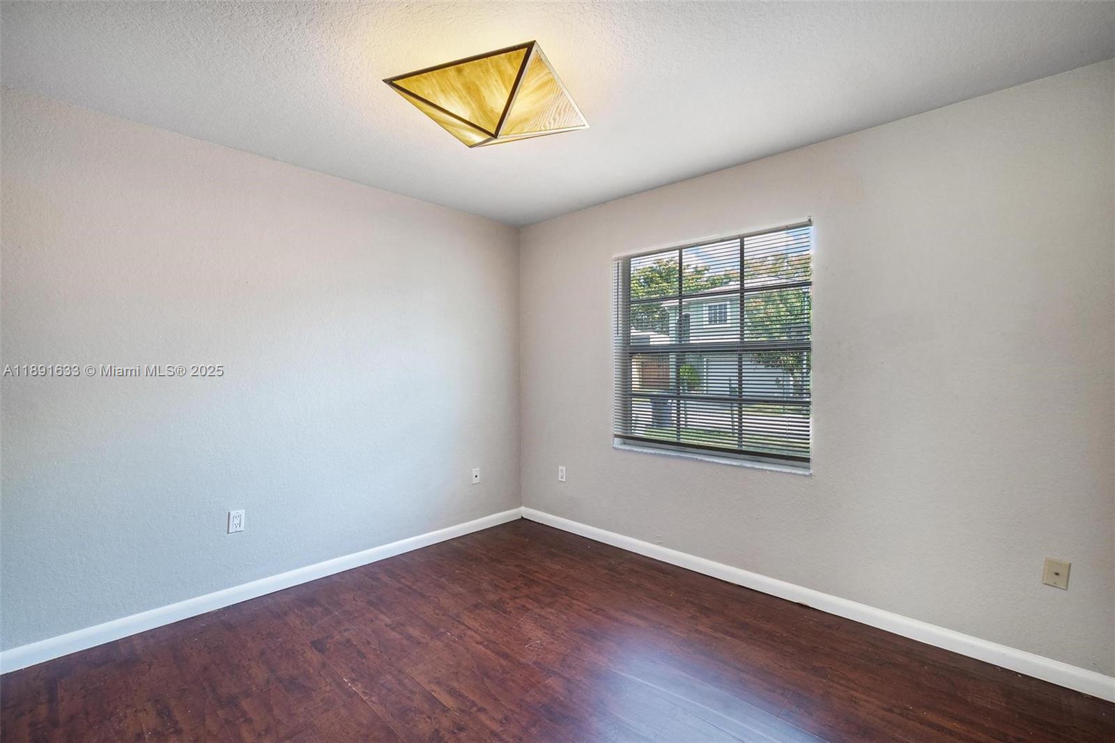 CHRISTINA AT THE HAMMOCKS - Residential