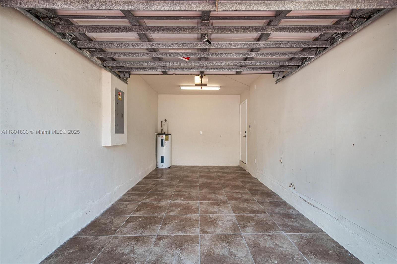 CHRISTINA AT THE HAMMOCKS - Residential