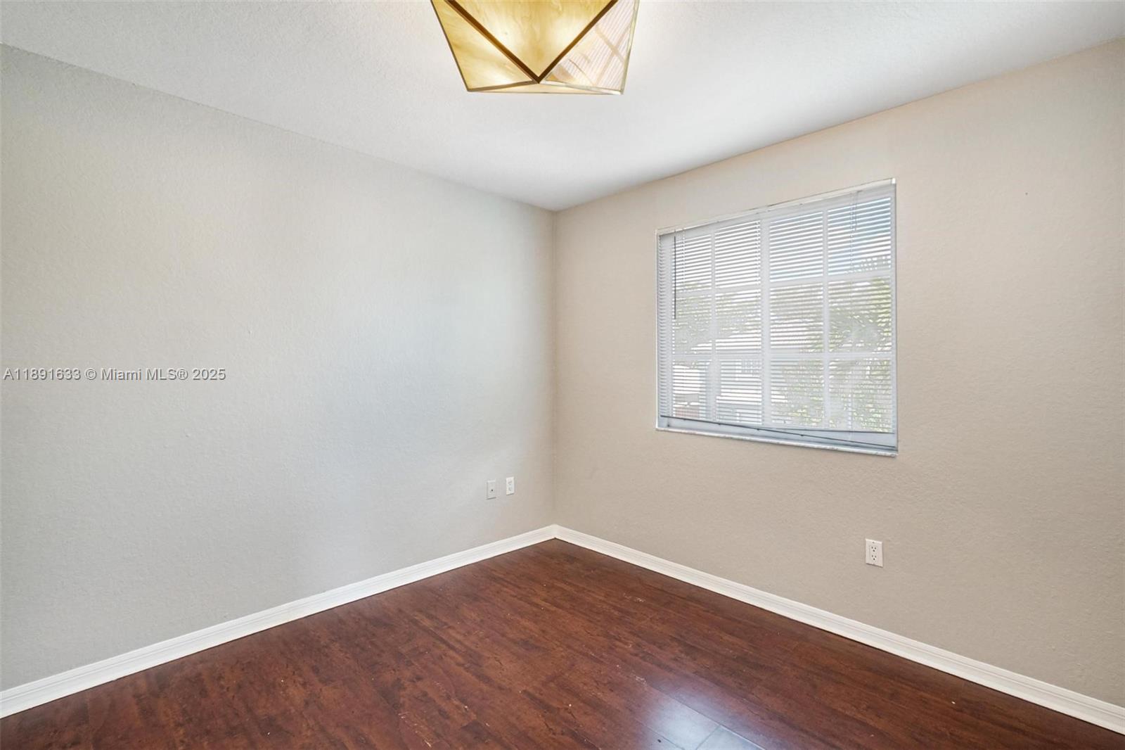 CHRISTINA AT THE HAMMOCKS - Residential