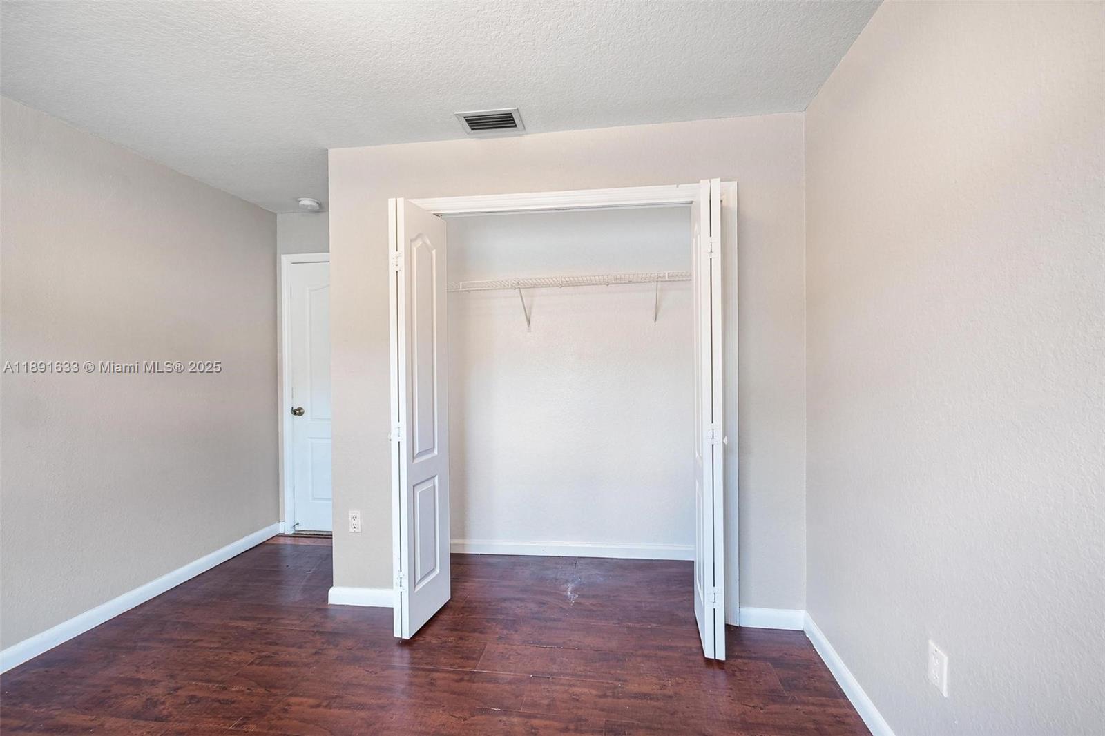 CHRISTINA AT THE HAMMOCKS - Residential